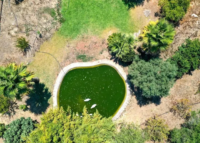 Praechtiges Mit Spektakulaerer Aussicht By Interhome Польєнса