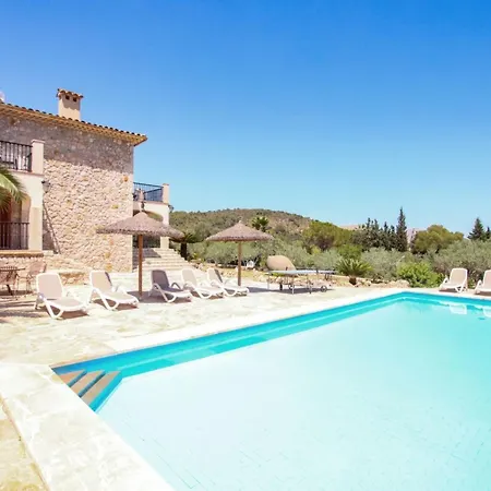 Praechtiges Mit Spektakulaerer Aussicht By Interhome Сasa de vacaciones *