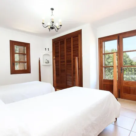 Сasa de vacaciones Praechtiges Mit Spektakulaerer Aussicht By Interhome Pollensa