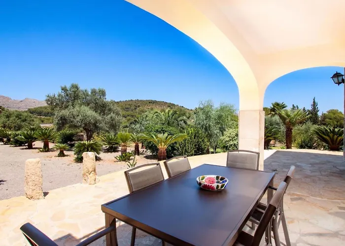 Praechtiges Mit Spektakulaerer Aussicht By Interhome *