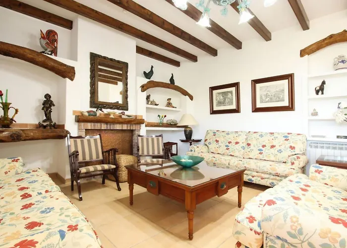 Praechtiges Mit Spektakulaerer Aussicht By Interhome Hébergement de vacances Pollença